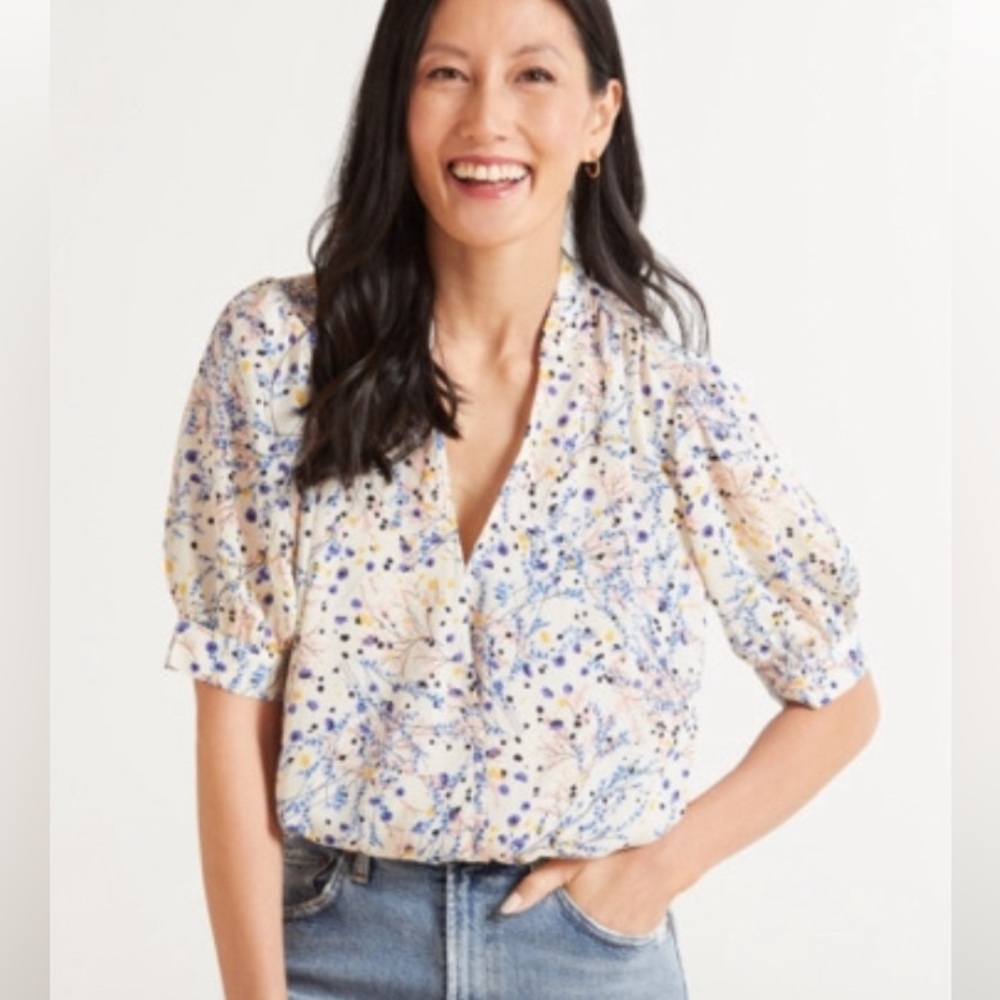 Allison Joy Floral Blouse size Medium